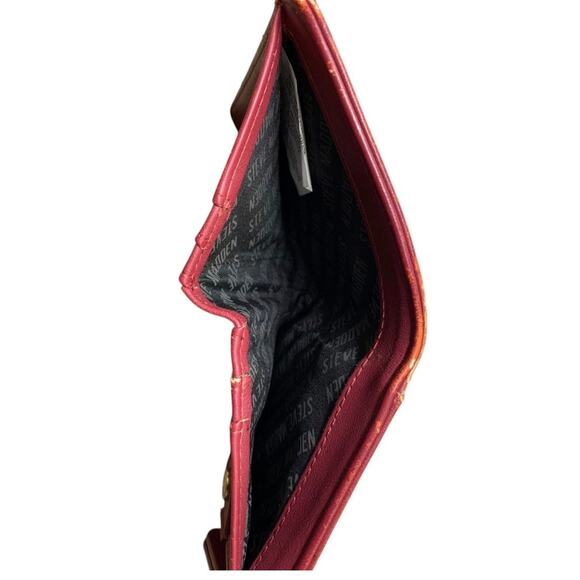 Steve Madden Wallet Coin Purse Outside Zipper Pocket Bill Fold Distressed Red - Picture 7 of 9